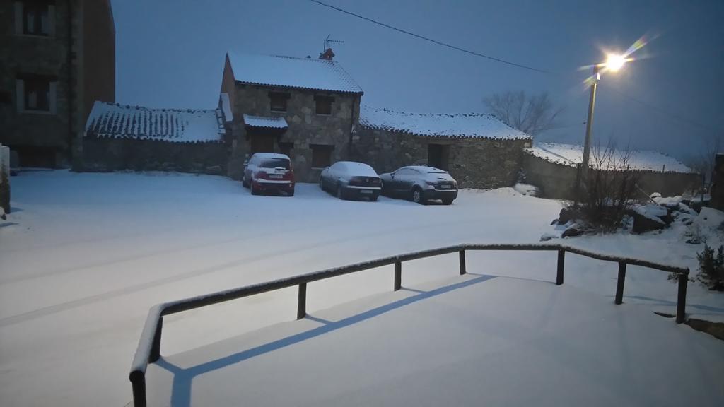 Hotel Rural La Dehesilla Barajas de Gredos Buitenkant foto